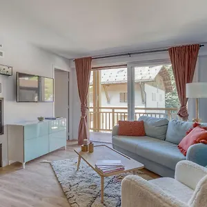 Rare ! Rénové Dans Le Village Piéton De Megève